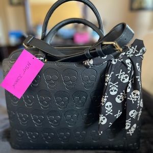 SKULLTASTIC SATCHEL BLACK